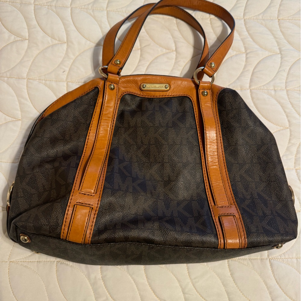 Michael kors bag satchel dome signature canvas